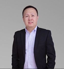 李强
