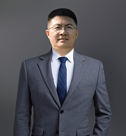 陈建伟